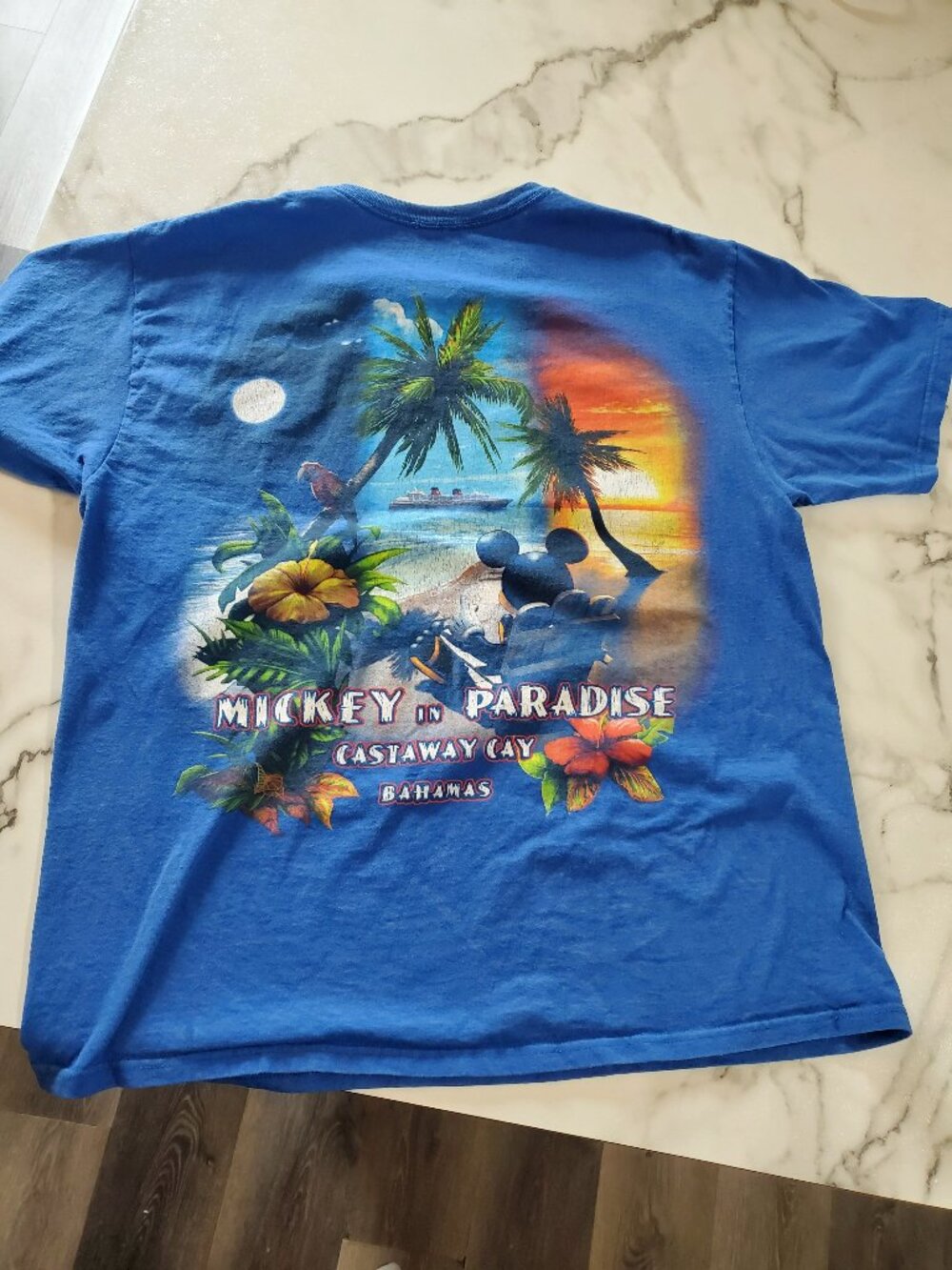 Disney Cruise Line “Mickey In Paradise” Castaway Cay T-Shirt size XL